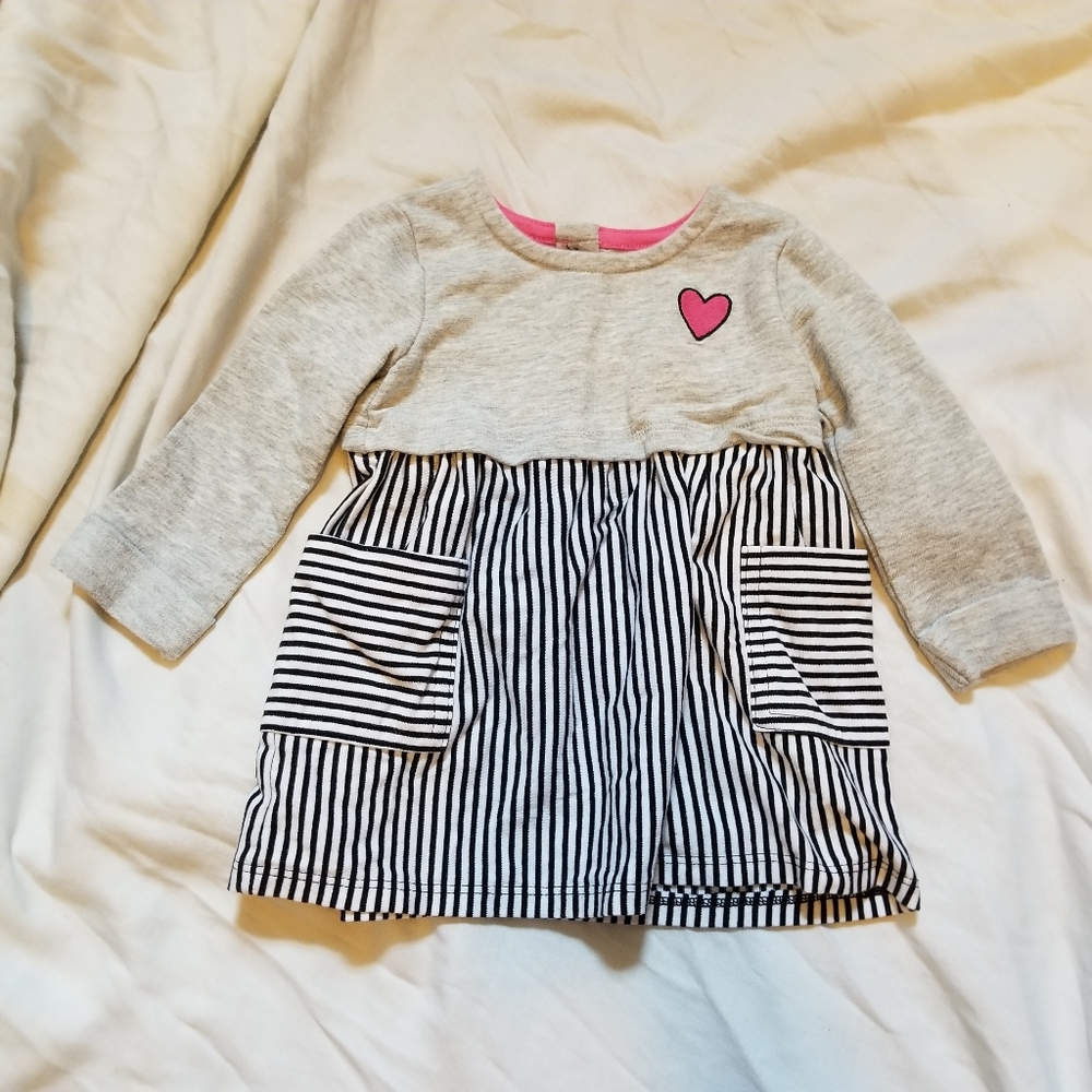 10/$25 Healthtex Grey Sweatshirt Dress w/ Pockets